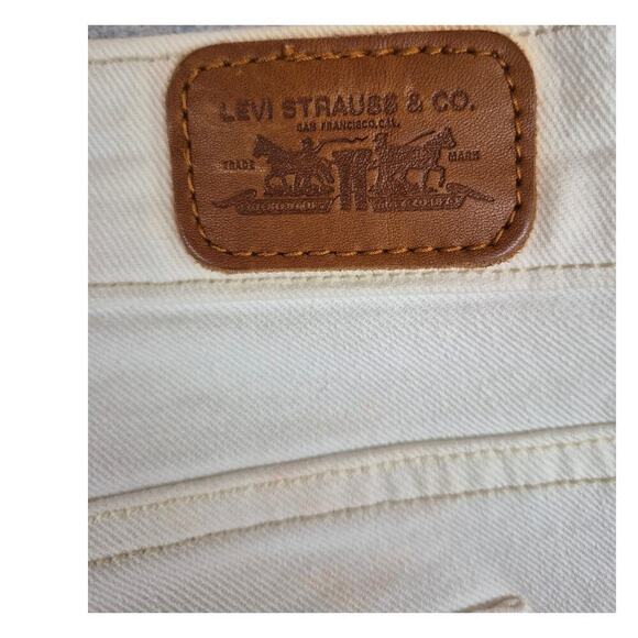 Levis Vintage Boot Cut 565 White Denim Wide Leg Jeans Women Sz 10M / 30W - Picture 5 of 5